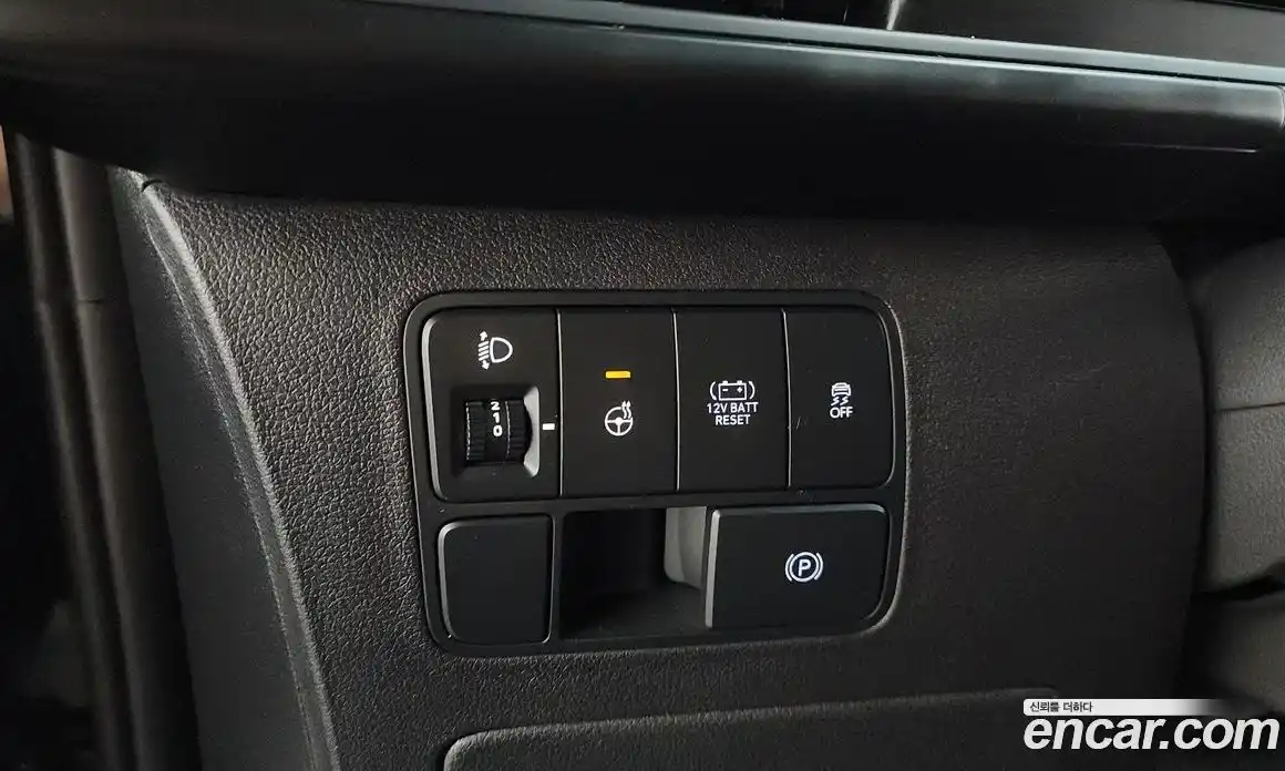 Hyundai Staria 2025 1.6 автомат (гидро), фото 27