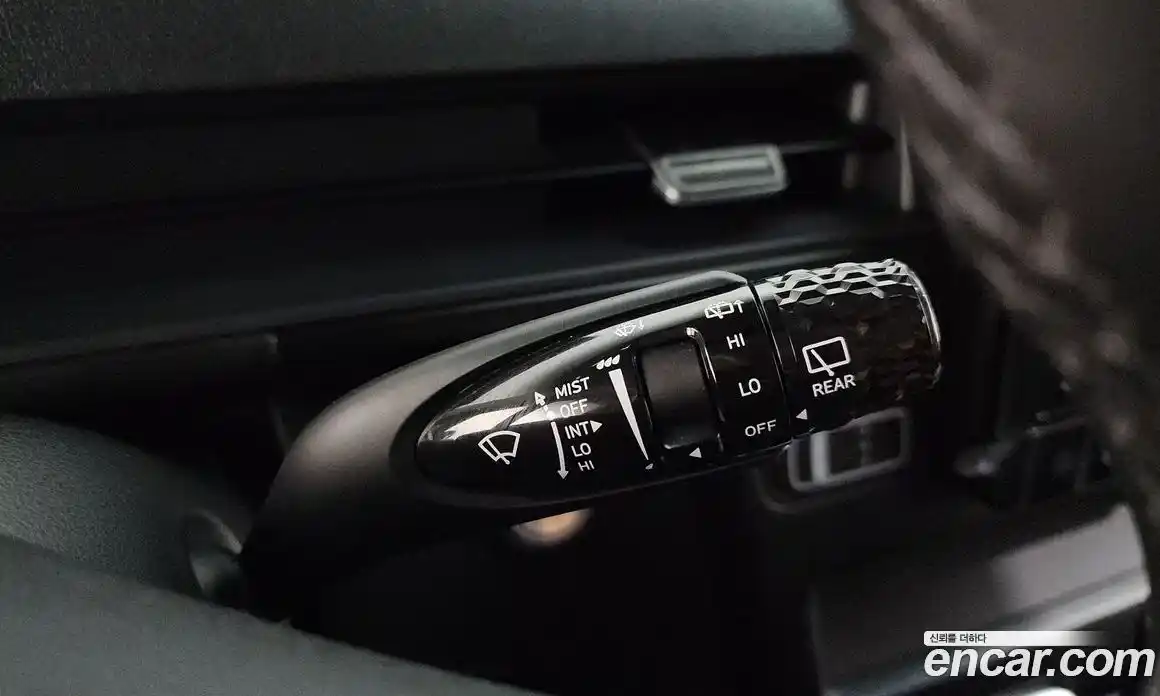 Hyundai Staria 2025 1.6 автомат (гидро), фото 28