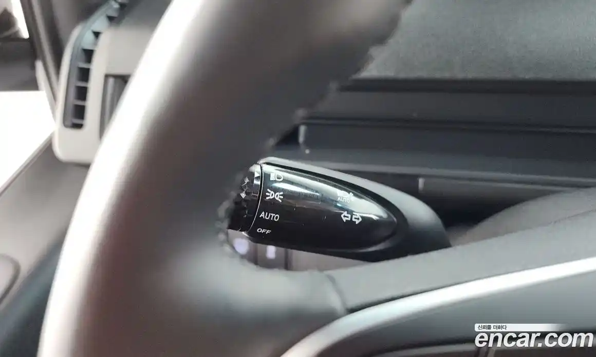 Hyundai Staria 2025 1.6 автомат (гидро), фото 30