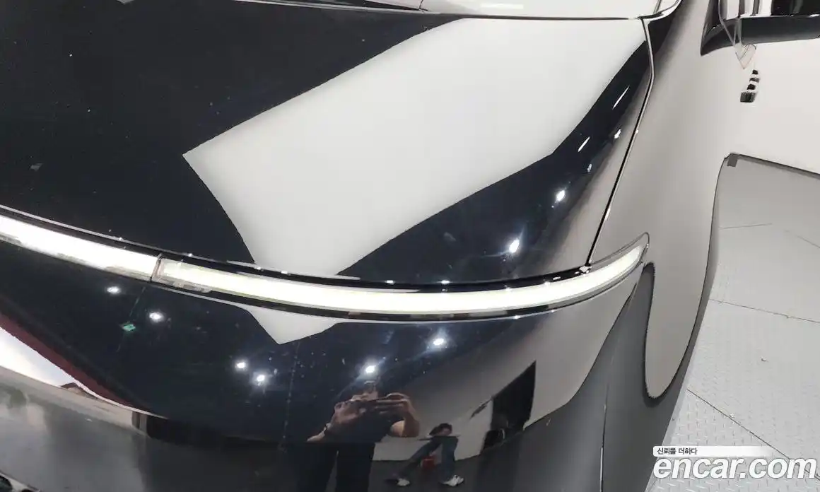 Hyundai Staria 2025 1.6 автомат (гидро), фото 8