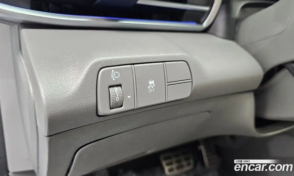 Hyundai Avante 2024 1.6 автомат (гидро), фото 22