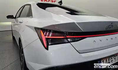 Hyundai Avante 2024 1.6 автомат (гидро), миниатюра 9