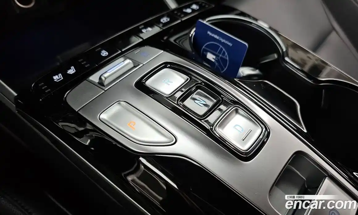 Hyundai Tucson 2023 1.6 автомат (гидро), фото 12