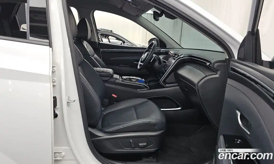 Hyundai Tucson 2023 1.6 автомат (гидро), фото 17