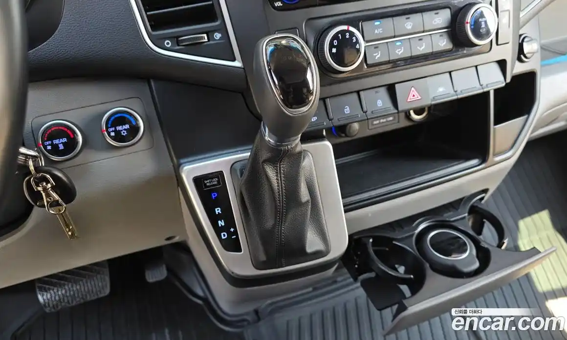 Hyundai Solati 2021 2.5 автомат (гидро), фото 12