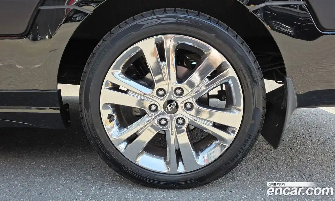 Hyundai Solati 2021 2.5 автомат (гидро), фото 7