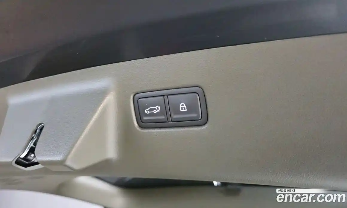 Hyundai Santa Fe 2023 2.5 автомат (гидро), фото 29
