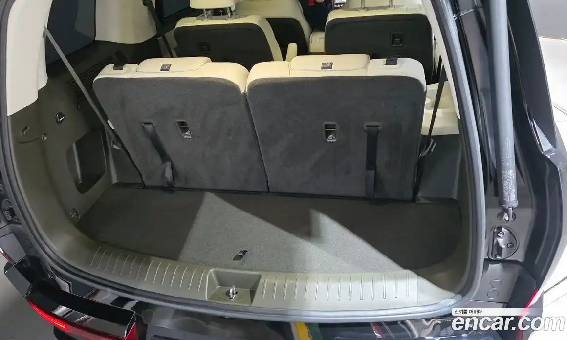 Hyundai Santa Fe 2023 2.5 автомат (гидро), фото 30
