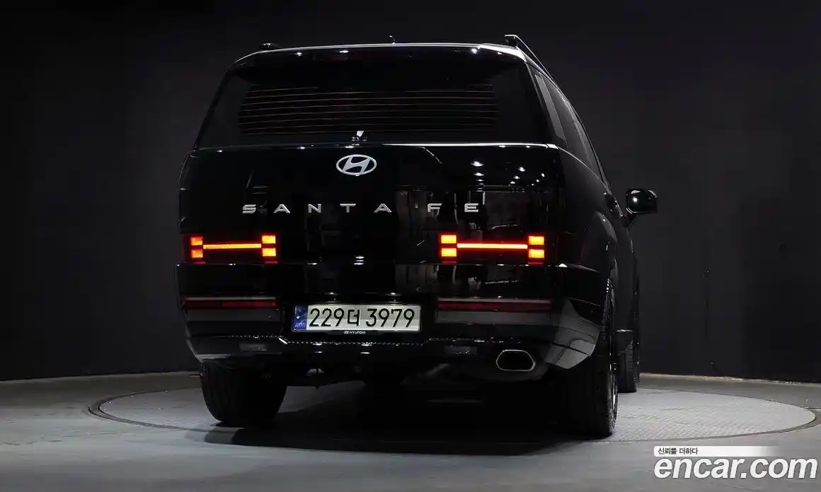 Hyundai Santa Fe 2023 2.5 автомат (гидро), фото 4