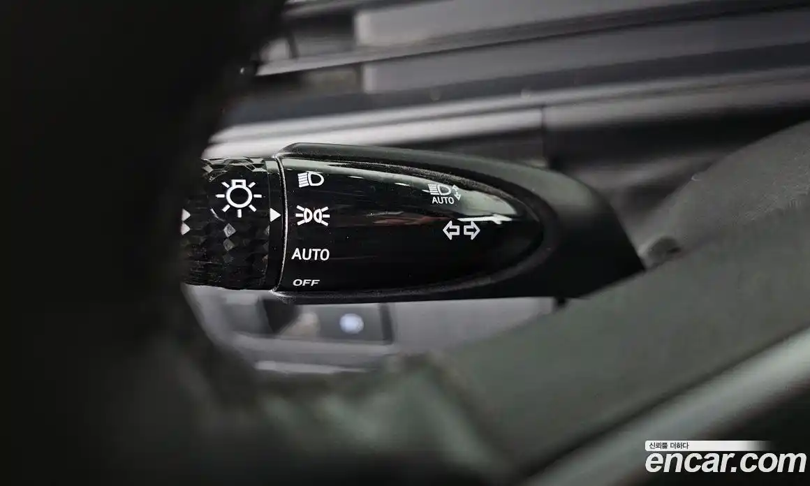 Hyundai Staria 2025 3.5 автомат (гидро), фото 28