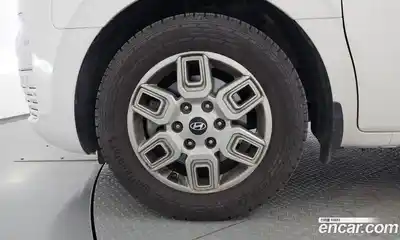 Hyundai Staria 2025 3.5 автомат (гидро), миниатюра 4