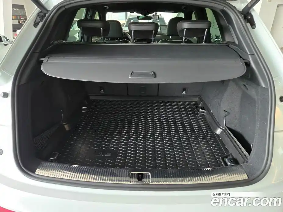 Audi SQ5 2022 3.0 автомат (гидро), фото 16