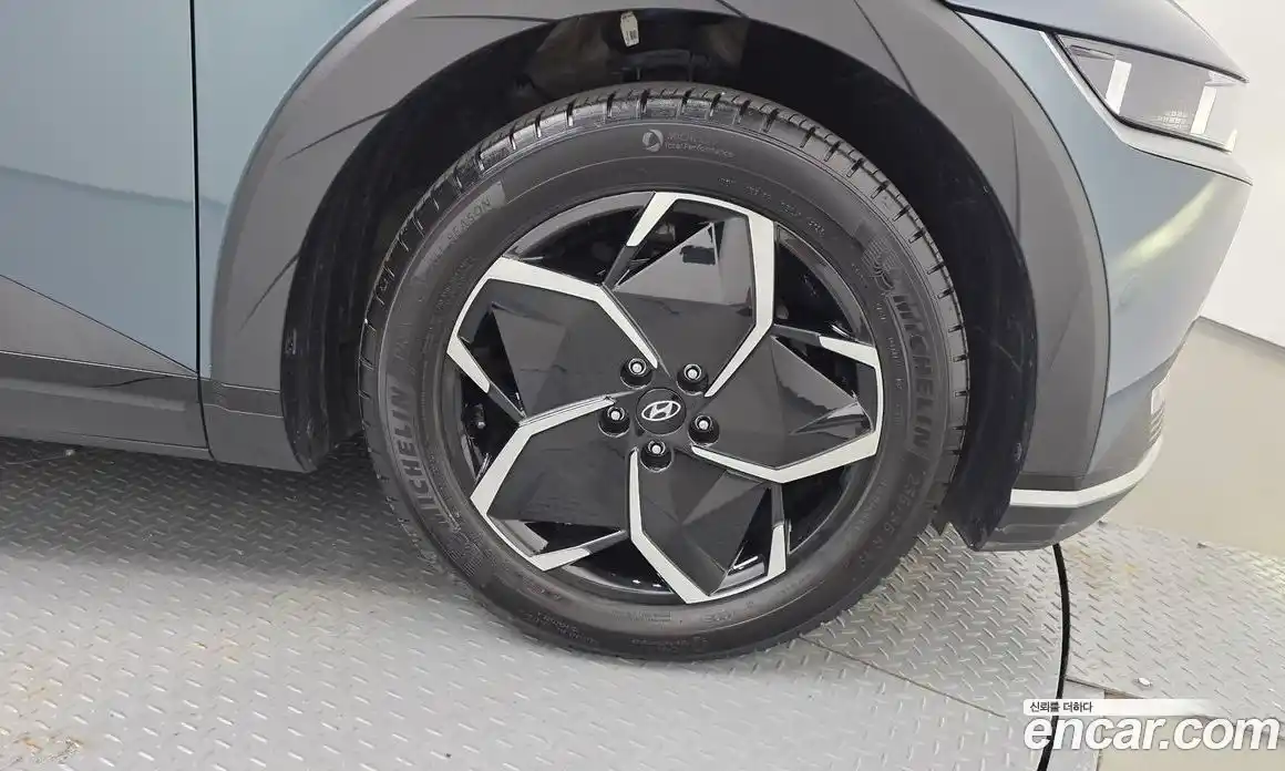 Hyundai Ioniq 5 2023 0.1 автомат (гидро), фото 7