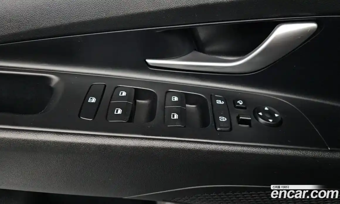 Hyundai Avante 2020 1.6 автомат (гидро), фото 24