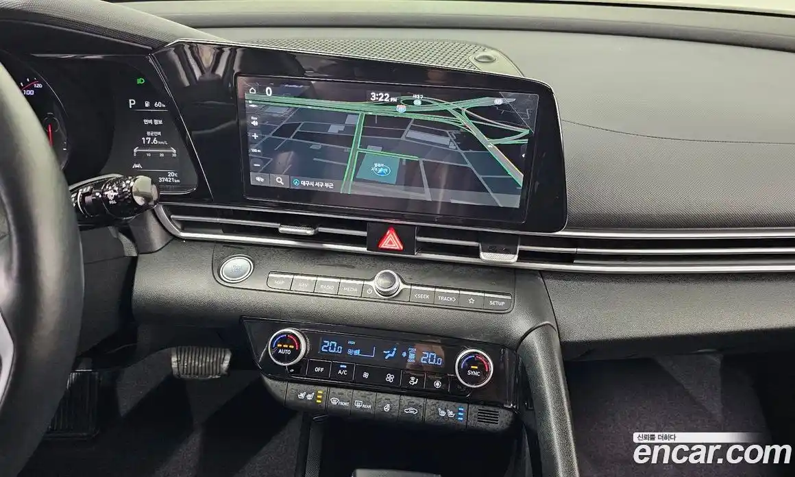 Hyundai Avante 2022 1.6 автомат (гидро), фото 19