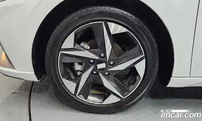 Hyundai Avante 2022 1.6 автомат (гидро), миниатюра 5