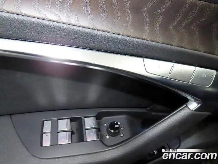 Audi A6 2023 2.0 автомат (гидро), фото 13