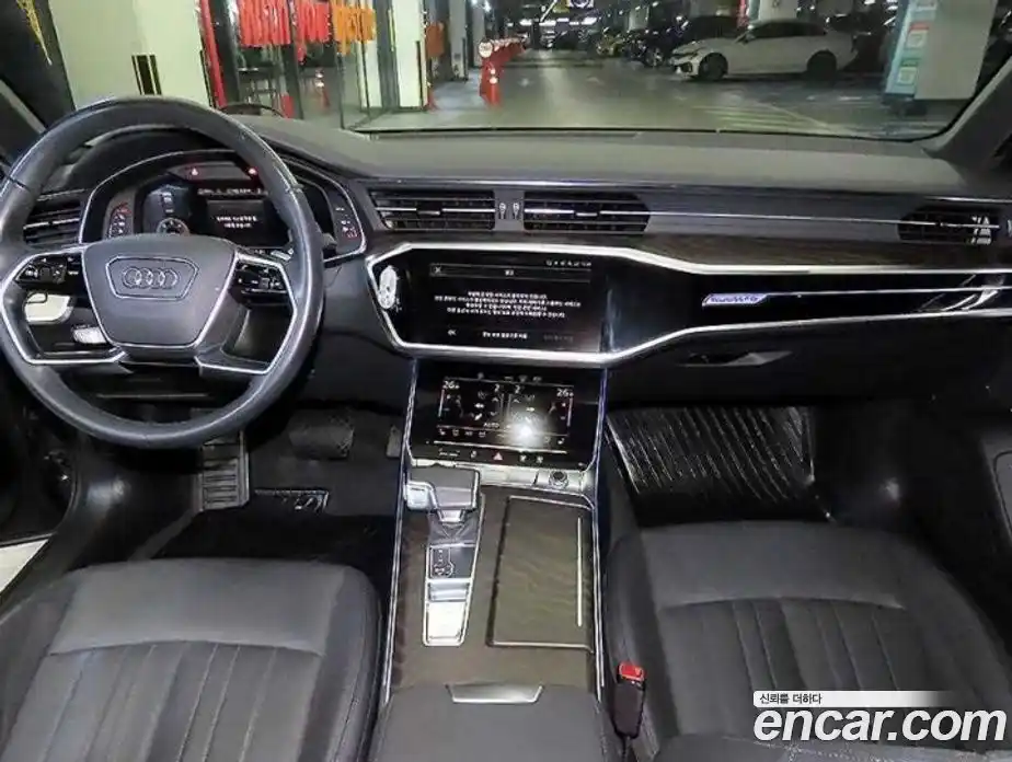 Audi A6 2023 2.0 автомат (гидро), фото 10