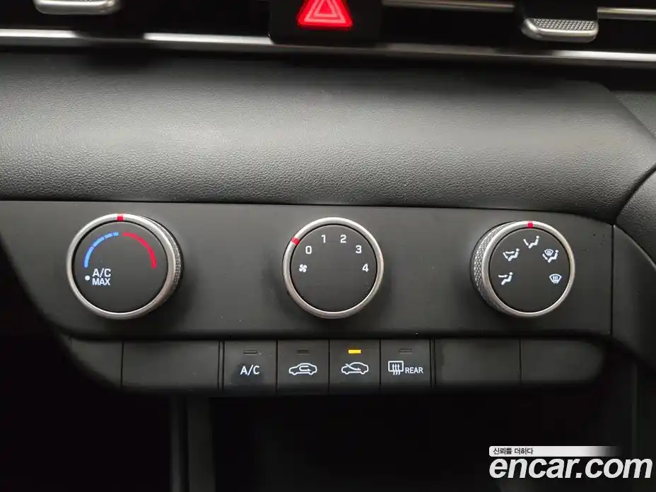 Hyundai Avante 2022 1.6 автомат (гидро), фото 16