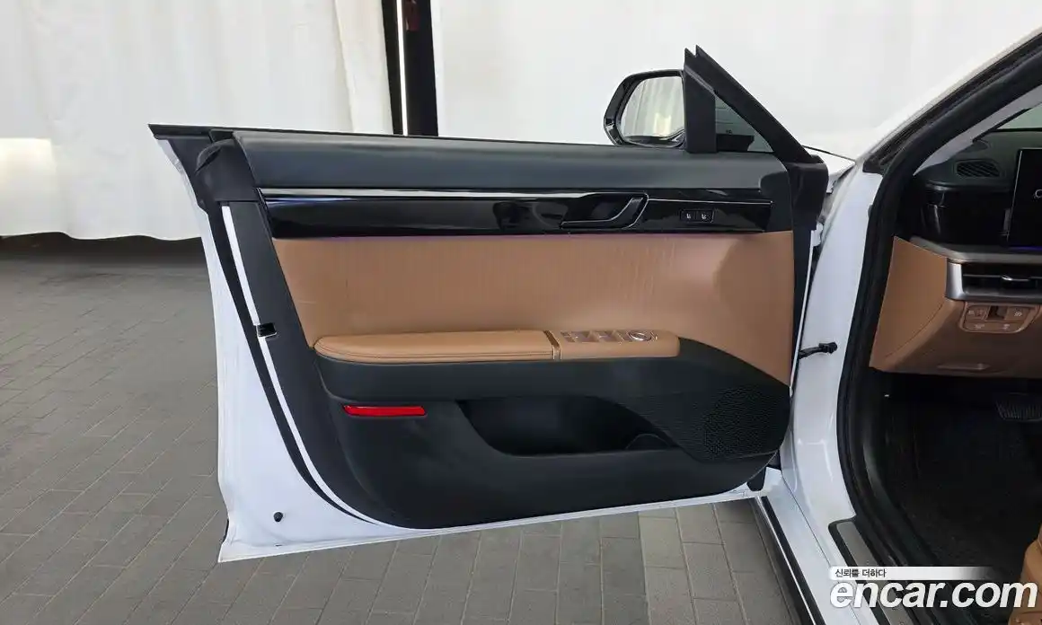 Hyundai Grandeur 2023 3.5 автомат (гидро), фото 14