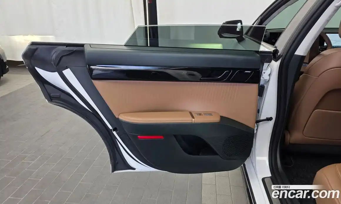 Hyundai Grandeur 2023 3.5 автомат (гидро), фото 15