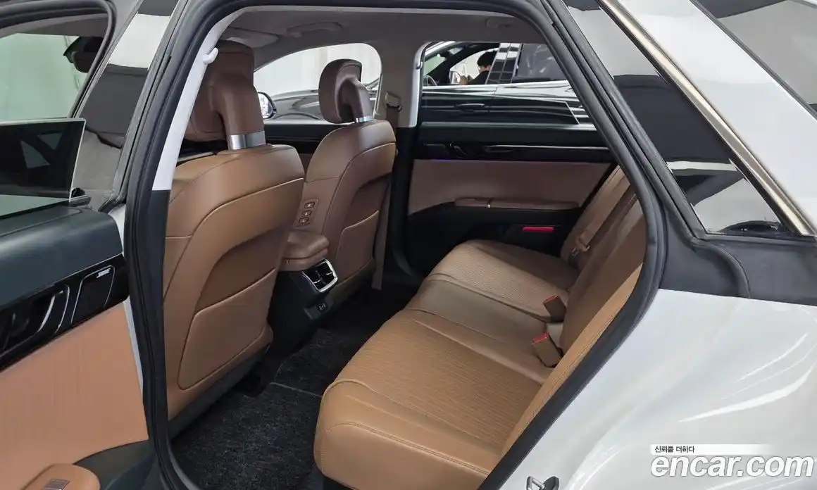 Hyundai Grandeur 2023 3.5 автомат (гидро), фото 16