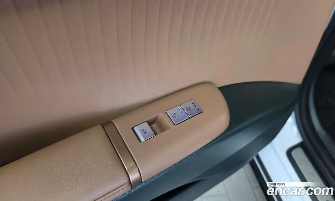 Hyundai Grandeur 2023 3.5 автомат (гидро), фото 25