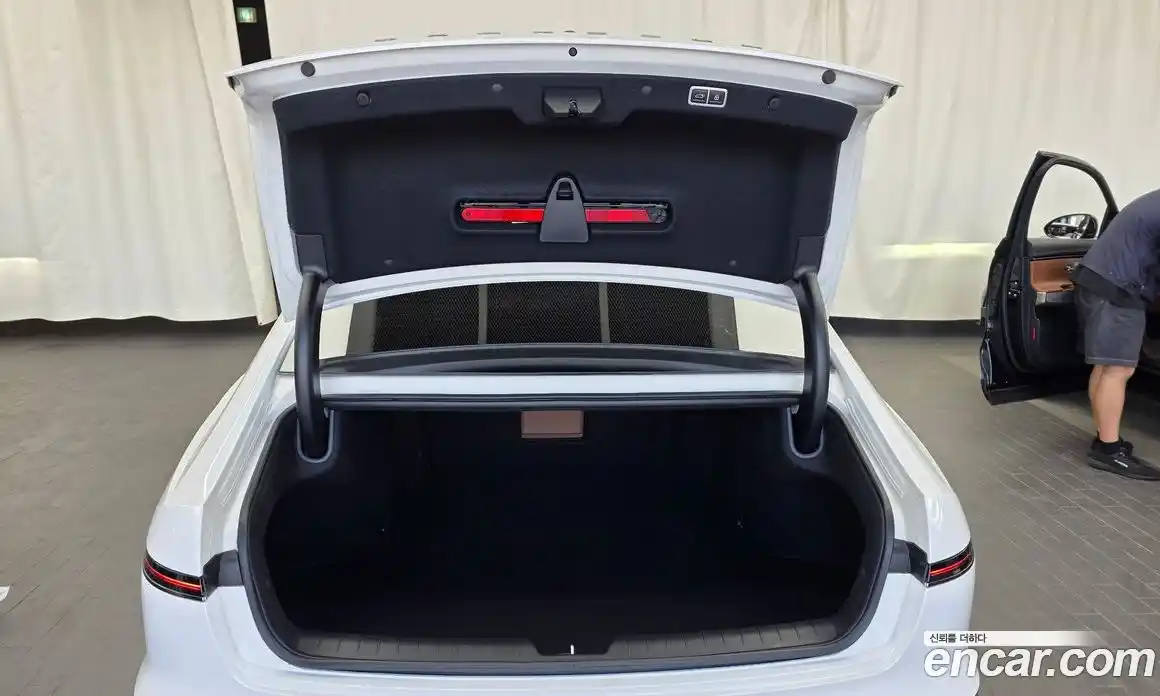 Hyundai Grandeur 2023 3.5 автомат (гидро), фото 26