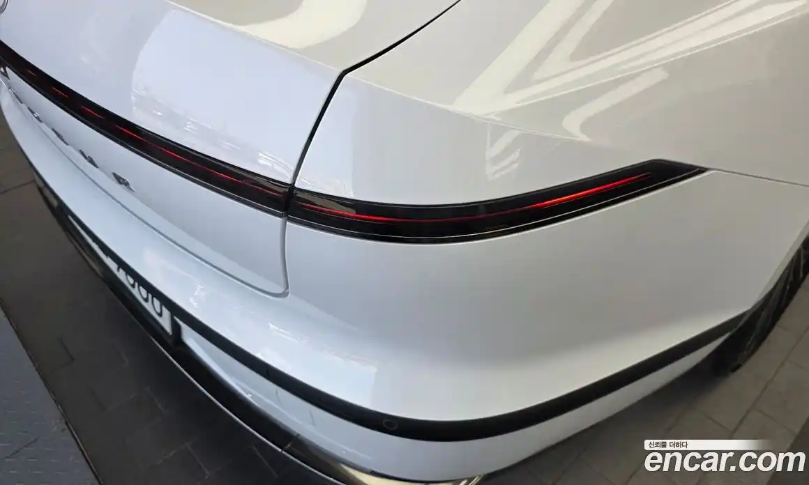 Hyundai Grandeur 2023 3.5 автомат (гидро), фото 9