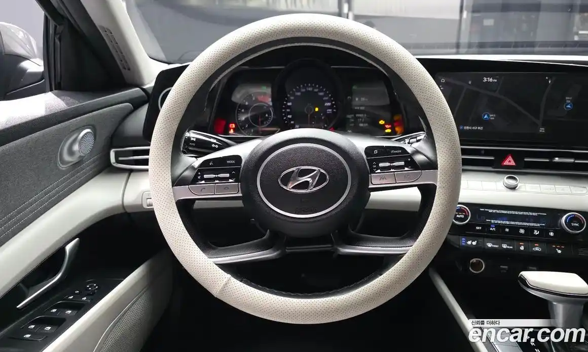 Hyundai Avante 2020 1.6 автомат (гидро), фото 19