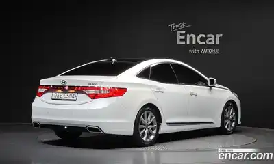 Hyundai Grandeur 2016 2.4 автомат (гидро), миниатюра 2
