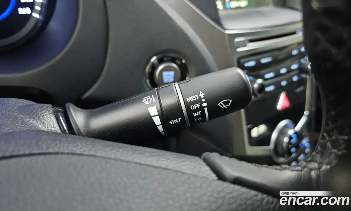 Hyundai Grandeur 2016 2.4 автомат (гидро), фото 25