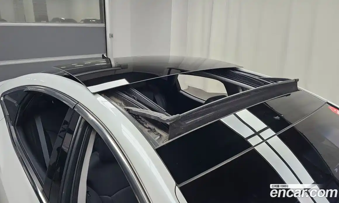 Hyundai Grandeur 2016 2.4 автомат (гидро), фото 28