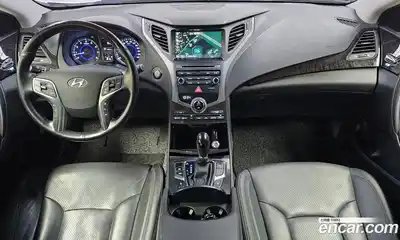 Hyundai Grandeur 2016 2.4 автомат (гидро), миниатюра 10
