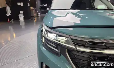 Kia Seltos 2025 1.6 автомат (гидро), миниатюра 8