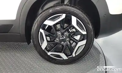 Kia Seltos 2025 1.6 автомат (гидро), миниатюра 7