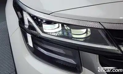 Kia Seltos 2025 1.6 автомат (гидро), миниатюра 8