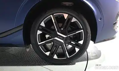 Kia EV6 2024 0.1 автомат (гидро), миниатюра 7