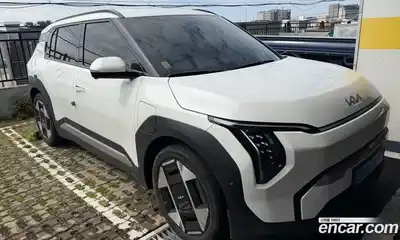 Kia EV3 2025 автомат (гидро), миниатюра 3