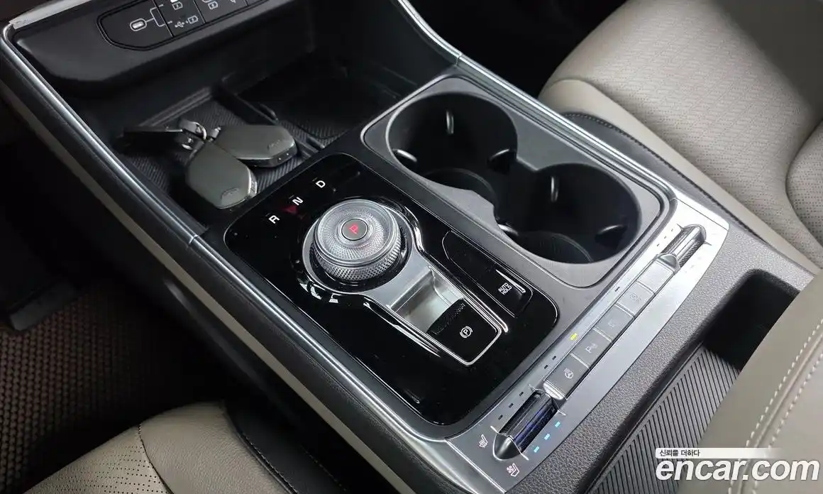 Kia Carnival 2025 2.2 автомат (гидро), фото 12