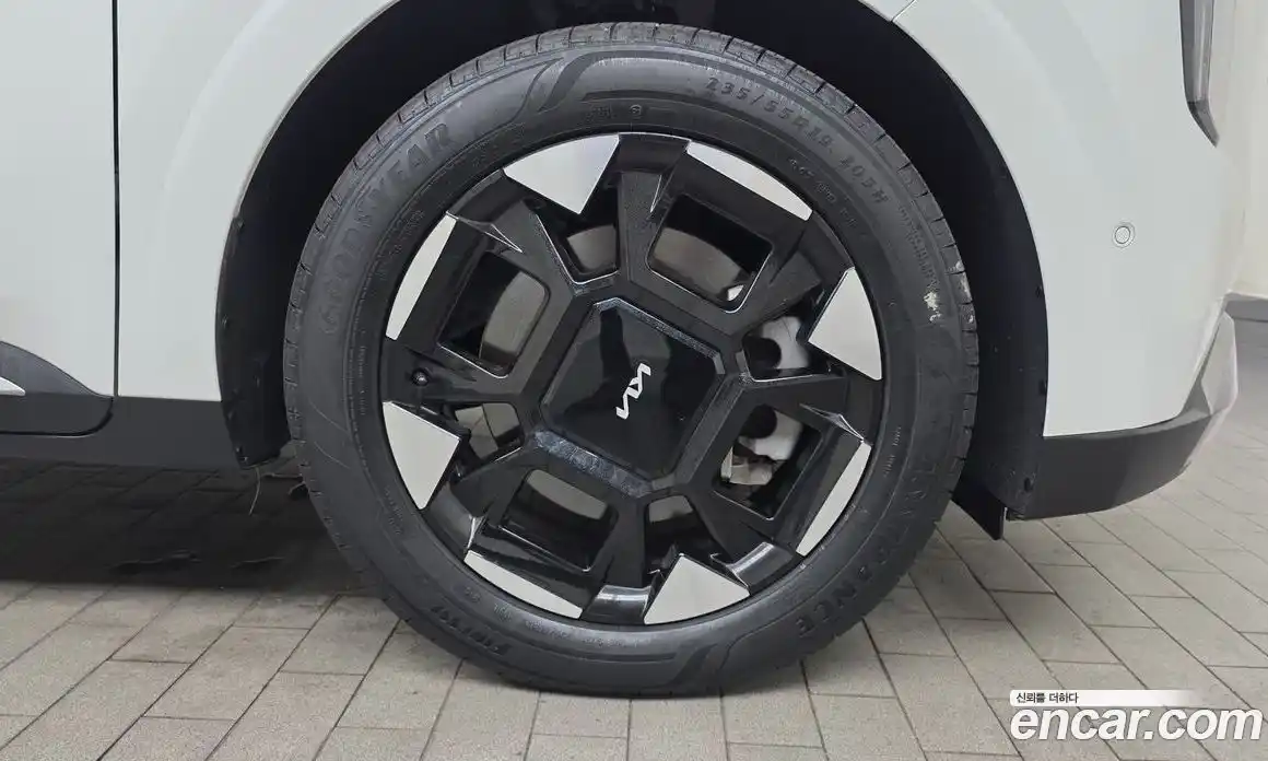 Kia Carnival 2025 2.2 автомат (гидро), фото 7