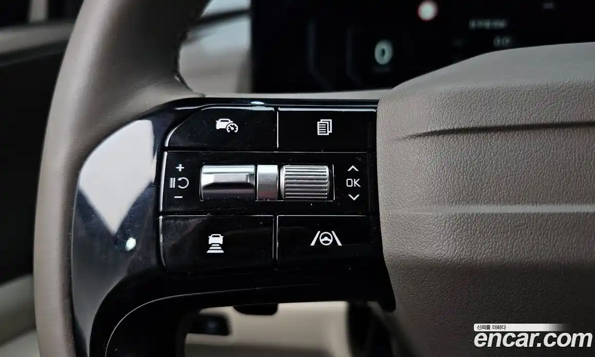 Kia Carnival 2025 2.2 автомат (гидро), фото 25