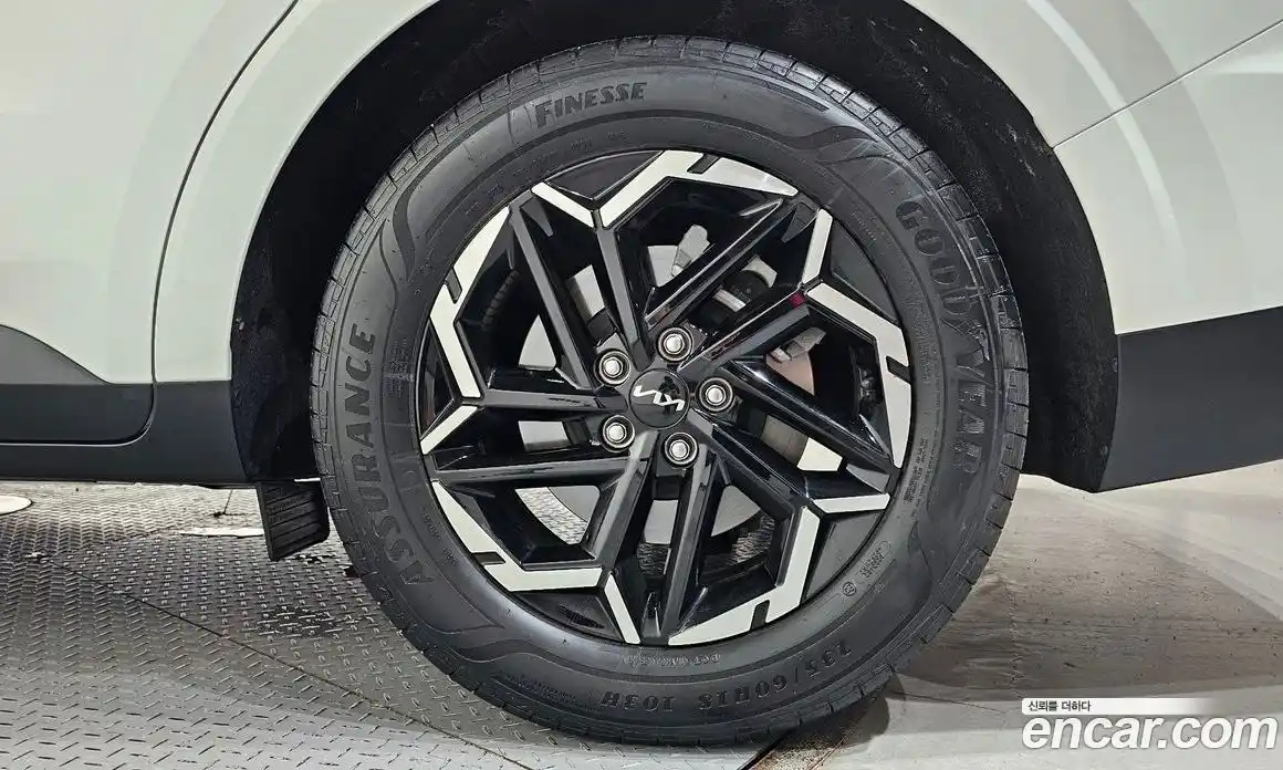 Kia Carnival 2025 2.2 автомат (гидро), фото 7