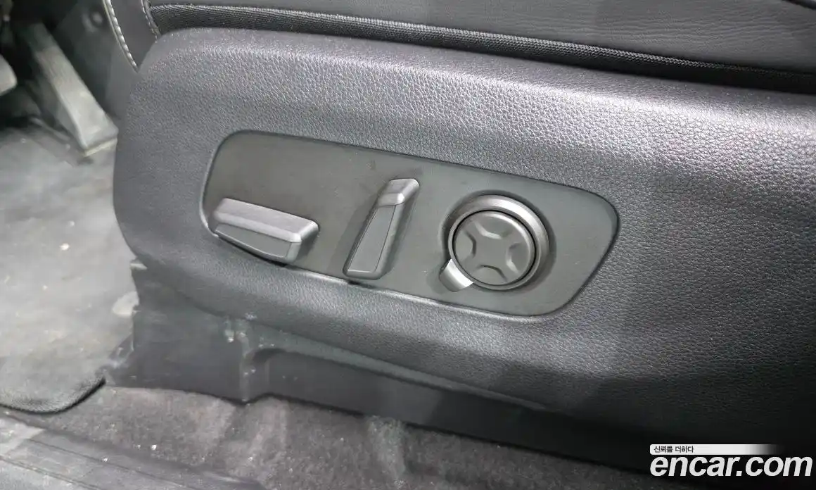 Kia Carnival 2024 1.6 автомат (гидро), фото 31