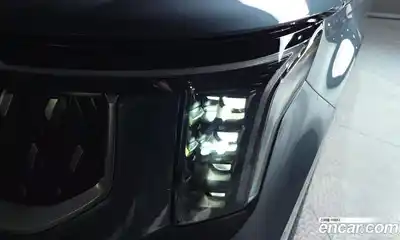 Kia Carnival 2024 1.6 автомат (гидро), миниатюра 8