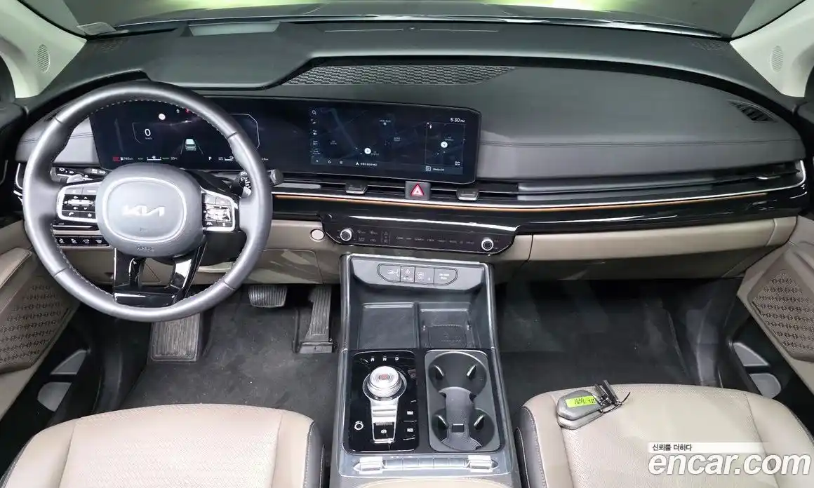 Kia Carnival 2024 1.6 автомат (гидро), фото 10