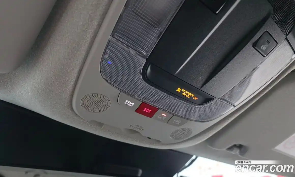Kia Niro 2023 0.2 автомат (гидро), фото 21