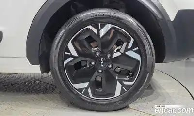 Kia Niro 2023 0.2 автомат (гидро), миниатюра 7