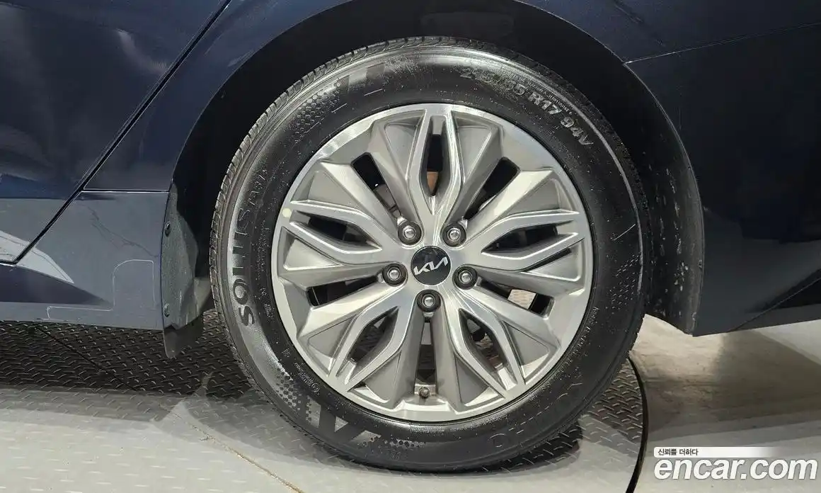 Kia K5 (Optima) 2023 2.0 автомат (гидро), фото 6