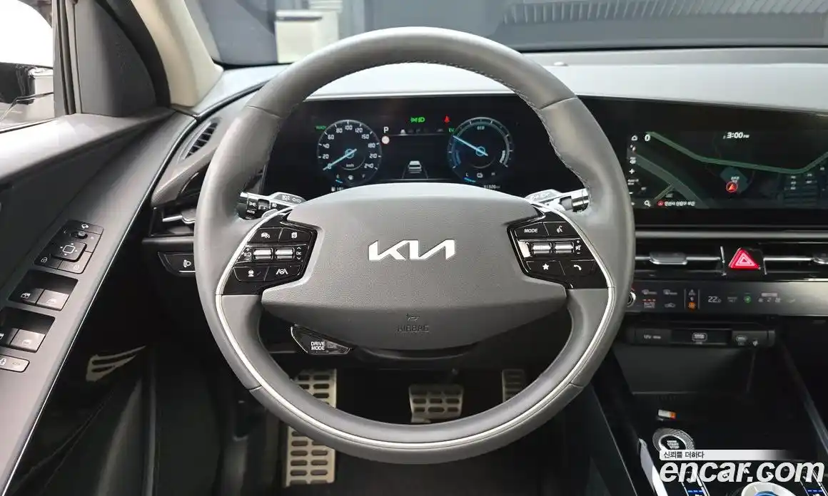 Kia Niro 2022 1.6 автомат (гидро), фото 18